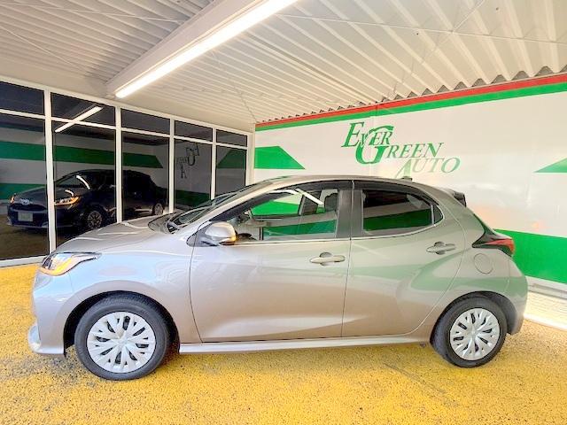 ヤリス ハイブリッドZ 禁煙 衝突軽減ブレーキ 純正メモリナビ Bluetooth 360°モニター フルセグ 両側自動ドア LED(6枚目)