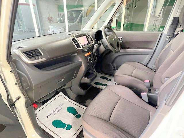 デリカＤ：２ Ｘ　社外メモリナビ　Ｂｌｕｅｔｏｏｔｈ　フルセグ　ＥＴＣ　スマートキー　自動ドア　純正１５インチＡＷ（9枚目）