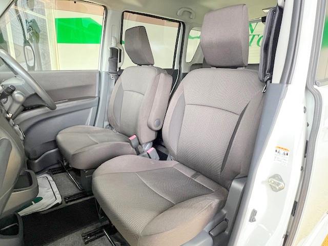 デリカＤ：２ Ｘ　社外メモリナビ　Ｂｌｕｅｔｏｏｔｈ　フルセグ　ＥＴＣ　スマートキー　自動ドア　純正１５インチＡＷ（10枚目）