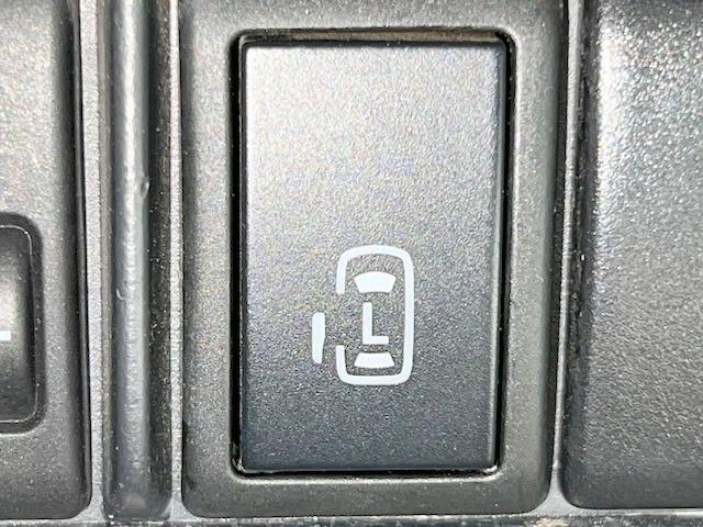 デリカＤ：２ Ｘ　社外メモリナビ　Ｂｌｕｅｔｏｏｔｈ　フルセグ　ＥＴＣ　スマートキー　自動ドア　純正１５インチＡＷ（22枚目）