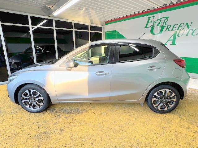 デミオ XDツーリング 禁煙 衝突軽減ブレーキ 純正SDナビ Bluetooth バックモニター フルセグ ETC クルーズコントロール LED(6枚目)