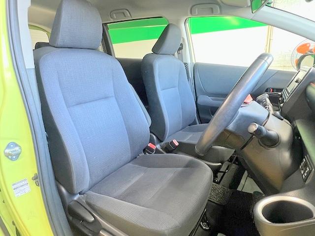 シエンタ G 衝突軽減ブレーキ 純正SDナビ Bluetooth バックモニター フルセグ CD録音 ETC 両側自動ドア LED(14枚目)