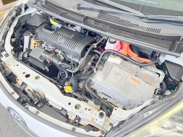 シエンタ ハイブリッドＧ　禁煙　衝突軽減ブレーキ　社外ＳＤナビ　Ｂｌｕｅｔｏｏｔｈ　バックモニター　フルセグ　ＥＴＣ　両側自動ドア　ＬＥＤ　フォグ（9枚目）