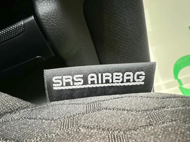 デリカＤ：２ カスタムハイブリッドＭＶ　禁煙　１オーナー　衝突軽減ブレーキ　社外メモリナビ　Ｂｌｕｅｔｏｏｔｈ　バックモニター　フルセグ　ＥＴＣ　両側自動ドア（32枚目）