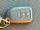 スマートキー付きです!鍵を出さず、ポケットやかばんの中に入れたままでも解錠できます!かなり便利な装備です!一度使えばクセになります!