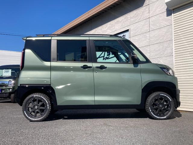 三菱 デリカミニ T プレミアム 4WD ターボ リフトアップ 三菱 デリカミニ T プレミアム 4WD ターボ リフトアップ