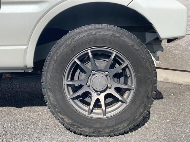 ジムニー ランドベンチャー リフトアップサス 前後ショートバンパー スキッドプレート レイズアルミ フジツボマフラー ナビ ドラレコ ETC シートヒーター(13枚目)