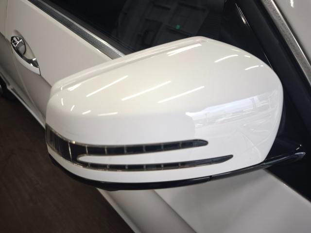 Ｅクラス Ｅ３５０　アバンギャルド　パノラミックスライディングルーフ　レーダーセーフティＰＫＧ　黒本革シート　レーダーセーフティＰＫＧ　前席シートヒーター　　前席パワーシート　純正ＨＤＤナビ　１８インチＡＷ　ＥＴＣ２．０　ＬＥＤライト（53枚目）