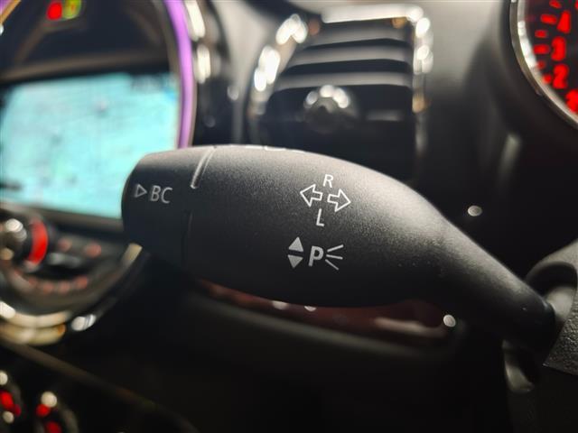 MINI クーパーSD クラブマン ペッパーPKG ACC インテリジェントセーフティ LEDライト 純正HDDナビ バックカメラ ミニドライビングシステム 社外前後ドラレコ コンフォートアクセス Bluetooth(28枚目)