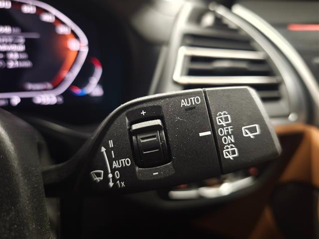 X3 M40d ファストトラックPKG セレクトPKG ヴァーネスカレザーシート OP21インチAW パノラマサンルーフ ステアリングヒーター 純正HDDナビ 全方位カメラ フルセグTV 全席シートヒーター(28枚目)