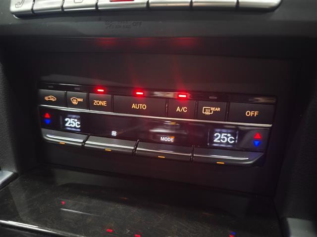 Eクラスステーションワゴン E350ブルテックステーションワゴンアバンG レーダーセーフティPKG パノラミックスライディングルーフ 黒革シート シートヒーター ワンオーナー パワーバックドア LEDヘッドライト全方位カメラ Bluetooth ETC スマートキー(17枚目)