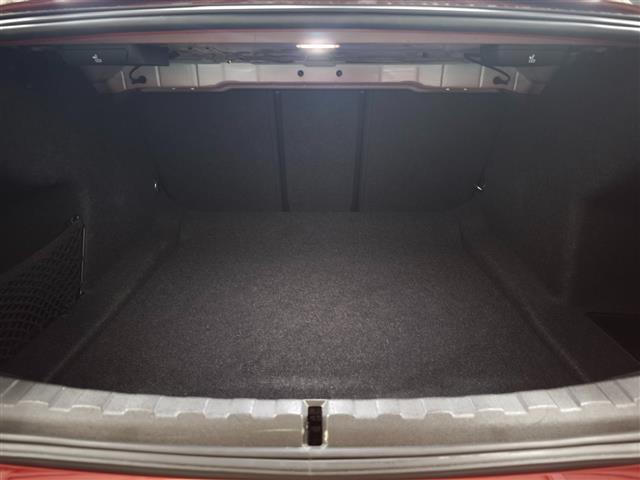 ３シリーズ ３２０ｉ　Ｍスポーツ　ＢＭＷライブコックピット　ヘッドアップディスプレイ　１９インチＡＷ　アップルカープレイ　純正ＨＤＤナビ　全方位カメラ　ＬＥＤヘッドライト　パワーシート　シートヒーター　純正フロアマット　ＥＴＣ２．０（36枚目）