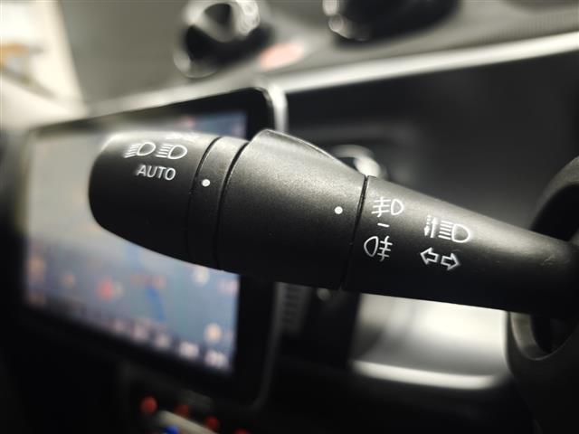 スマートフォーフォー BRABUS スポーツ ブラックレザーシート 前席シートヒーター パノラマガラスルーフ パナソニックナビ Bluetooth ブルーレイ再生可 クルーズコントロール バックカメラ コーナーセンサー ベンツ純正前方ドラレコ(28枚目)