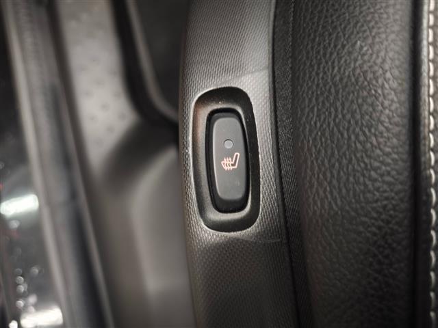 スマートフォーフォー BRABUS スポーツ ブラックレザーシート 前席シートヒーター パノラマガラスルーフ パナソニックナビ Bluetooth ブルーレイ再生可 クルーズコントロール バックカメラ コーナーセンサー ベンツ純正前方ドラレコ(33枚目)