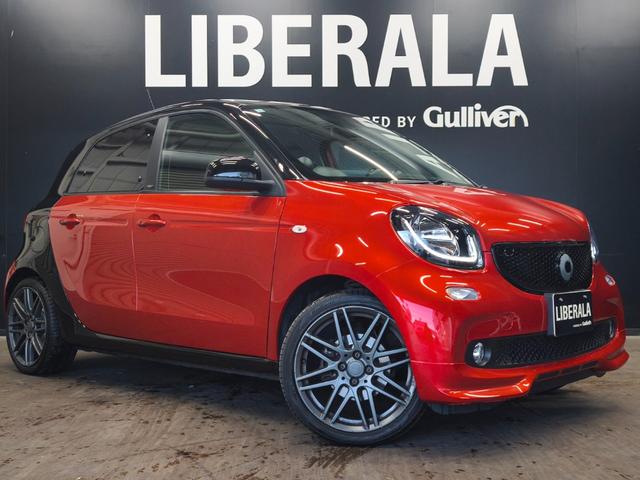 スマートフォーフォー BRABUS スポーツ ブラックレザーシート 前席シートヒーター パノラマガラスルーフ パナソニックナビ Bluetooth ブルーレイ再生可 クルーズコントロール バックカメラ コーナーセンサー ベンツ純正前方ドラレコ(48枚目)