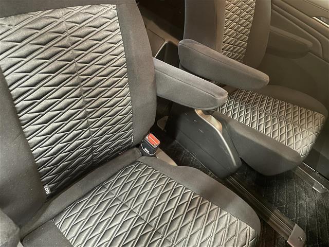 デリカD:5 アーバンギア G パワーパッケージ 前後ドラレコ 助手席側電動ステップ 左右パワスラ 全方位カメラ スマートキー LEDライト 運転席パワーシート ブラインドスポットアシスト フロアマット(4枚目)