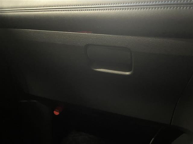 デリカD:5 アーバンギア G パワーパッケージ 前後ドラレコ 助手席側電動ステップ 左右パワスラ 全方位カメラ スマートキー LEDライト 運転席パワーシート ブラインドスポットアシスト フロアマット(9枚目)