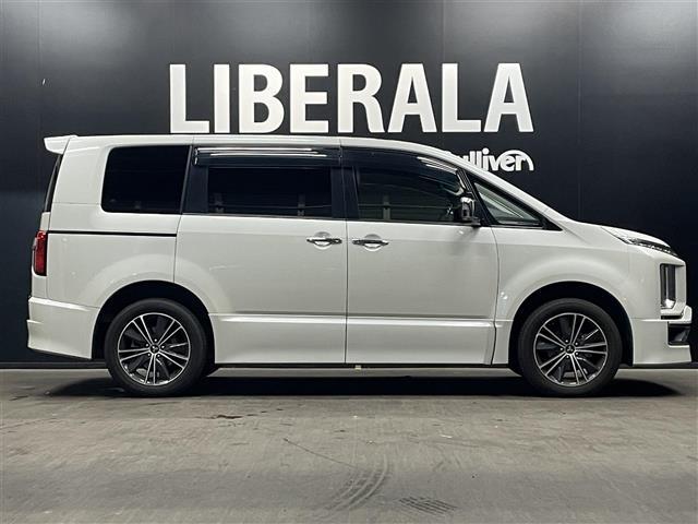 デリカD:5 アーバンギア G パワーパッケージ 前後ドラレコ 助手席側電動ステップ 左右パワスラ 全方位カメラ スマートキー LEDライト 運転席パワーシート ブラインドスポットアシスト フロアマット(31枚目)