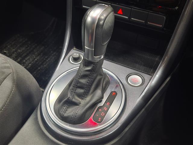 ザ・ビートル デザイン 純正ナビ Bluetooth フルセグTV ブラインドスポットアシスト クルーズコントロール プッシュスタート スマートキー 純正16インチAW ETC オートライト USB HIDヘッドライト(12枚目)