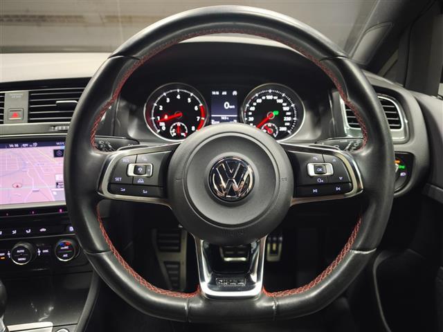 ゴルフGTI パフォーマンス ワンオーナー ACC プリクラッシュセーフティ レーンキープアシスト 純正ナビ バックカメラ フルセグTV 純正19インチAW スマートキー アイドリングストップ Bluetooth フロアマット(26枚目)