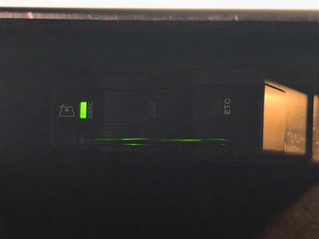 ＣＬＳクラス ＣＬＳ４５０　４マチック　スポーツ　ワンオーナー　エクスクルーシブＰＫＧ　パノラミックスライディングルーフ　マルチビームＬＥＤヘッドライト　シートベンチレーション　黒革シート　全方位カメラ　純正ＨＤＤナビ　ブルメスタースピーカー（23枚目）
