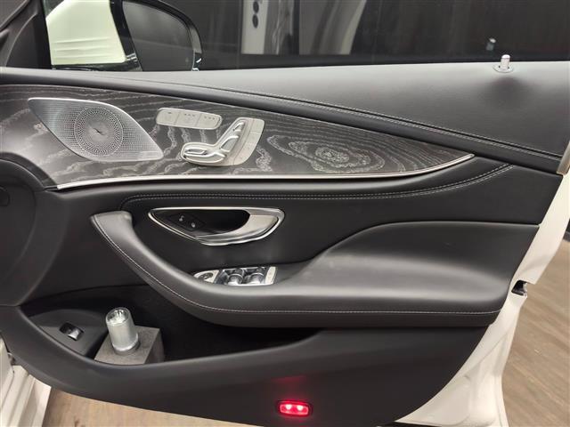 ＣＬＳクラス ＣＬＳ４５０　４マチック　スポーツ　ワンオーナー　エクスクルーシブＰＫＧ　パノラミックスライディングルーフ　マルチビームＬＥＤヘッドライト　シートベンチレーション　黒革シート　全方位カメラ　純正ＨＤＤナビ　ブルメスタースピーカー（40枚目）