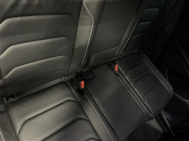 ＬＩＢＥＲＡＬＡの全国在庫約２，４００台※！その中から厳選したお車をご提案！お近くの店舗でのご納車可能！その品揃えと品質に驚くこと間違い無し！※２０２３年１０月現在。売約済みの可能性もございます。