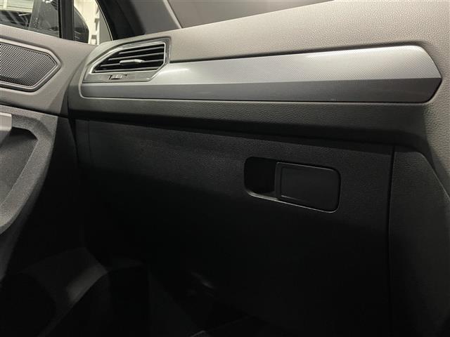 修復歴（事故歴）のある車は販売致しません！※当社基準による調査の結果、修復歴車と判断された車両は一部店舗を除き、販売を行なっておりません。万一、納車時に修復歴があった場合にはご契約の解除等に応じます