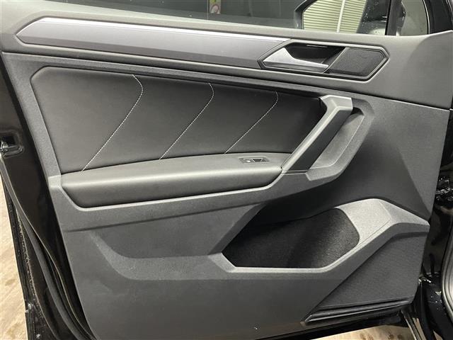 ＬＩＢＥＲＡＬＡは全国に約４０店舗以上※。どの店舗の在庫でもお近くのＬＩＢＥＲＡＬＡでご購入いただけます。※２０２３年１１月現在