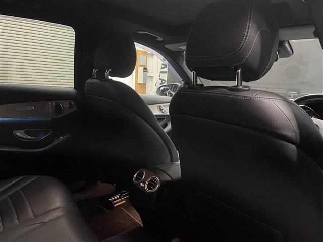 リベラーラでは、通常のオートローン（最長１２０回払い）の他にも「買取保証型プラン」や「残価設定プラン」など、様々なお支払プランをご用意しております。