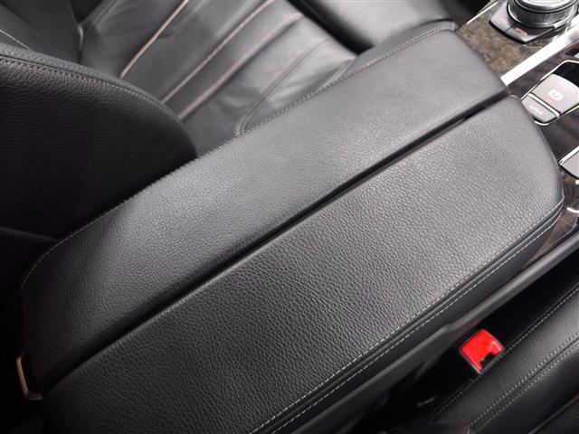 ５シリーズ ５２３ｄツーリング　Ｍスポーツ　ハイラインＰＫＧ　イノベーションＰＫＧ　全方位カメラ　前方ドラレコ　フルセグＴＶ　ＬＥＤヘッドライト　純正ＨＤＤナビ　前席パワーシート　パワーバックドア　純正フロアマット　Ｂｌｕｅｔｏｏｔｈ（19枚目）