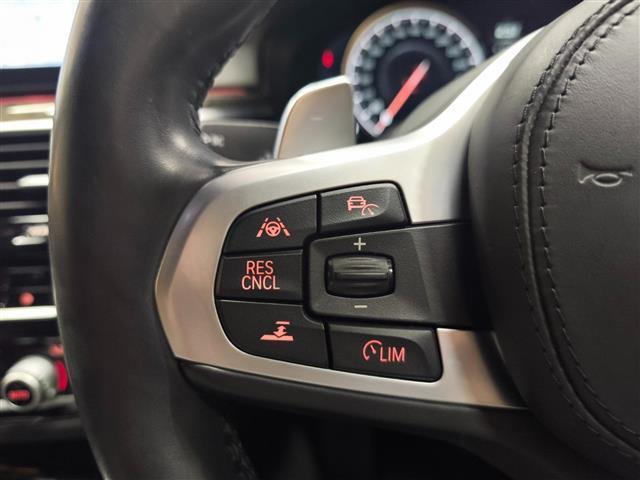 ５シリーズ ５２３ｄツーリング　Ｍスポーツ　ハイラインＰＫＧ　イノベーションＰＫＧ　全方位カメラ　前方ドラレコ　フルセグＴＶ　ＬＥＤヘッドライト　純正ＨＤＤナビ　前席パワーシート　パワーバックドア　純正フロアマット　Ｂｌｕｅｔｏｏｔｈ（27枚目）