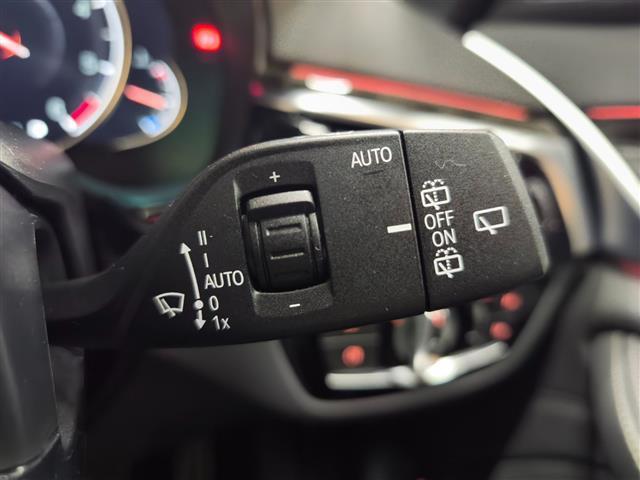 ５シリーズ ５２３ｄツーリング　Ｍスポーツ　ハイラインＰＫＧ　イノベーションＰＫＧ　全方位カメラ　前方ドラレコ　フルセグＴＶ　ＬＥＤヘッドライト　純正ＨＤＤナビ　前席パワーシート　パワーバックドア　純正フロアマット　Ｂｌｕｅｔｏｏｔｈ（30枚目）