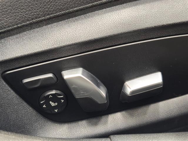 ５シリーズ ５２３ｄツーリング　Ｍスポーツ　ハイラインＰＫＧ　イノベーションＰＫＧ　全方位カメラ　前方ドラレコ　フルセグＴＶ　ＬＥＤヘッドライト　純正ＨＤＤナビ　前席パワーシート　パワーバックドア　純正フロアマット　Ｂｌｕｅｔｏｏｔｈ（32枚目）