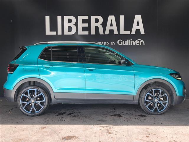 Ｔ－クロス ＴＳＩ　１ｓｔプラス　純正ナビ　ＡｐｐｌｅＣａｒｐｌａｙ　ＡｎｄｒｏｉｄＡｕｔｏ　デザインパッケージ　レーンキープアシスト　ハイビームアシスト　バックカメラ　シルバールーフレール　ドラレコ前後　社外アルミスタッドレス有（40枚目）