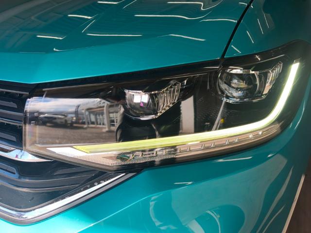 Ｔ－クロス ＴＳＩ　１ｓｔプラス　純正ナビ　ＡｐｐｌｅＣａｒｐｌａｙ　ＡｎｄｒｏｉｄＡｕｔｏ　デザインパッケージ　レーンキープアシスト　ハイビームアシスト　バックカメラ　シルバールーフレール　ドラレコ前後　社外アルミスタッドレス有（47枚目）