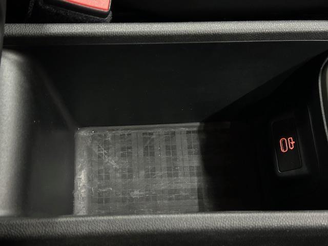 ＭＩＮＩ クーパーＤ　クロスオーバー　純正ナビ　バックカメラ　１８インチピンスポークブラックＡＷ　クロスレザレットシート　アダクティブクルーズコントロール　ＬＥＤヘッドライト　プライバシーガラス　スマートキー　ドラレコ（24枚目）