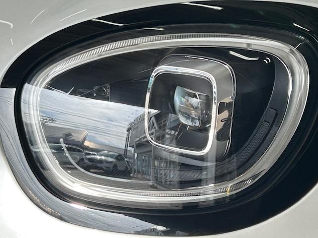 ＭＩＮＩ クーパーＤ　クロスオーバー　純正ナビ　バックカメラ　１８インチピンスポークブラックＡＷ　クロスレザレットシート　アダクティブクルーズコントロール　ＬＥＤヘッドライト　プライバシーガラス　スマートキー　ドラレコ（53枚目）