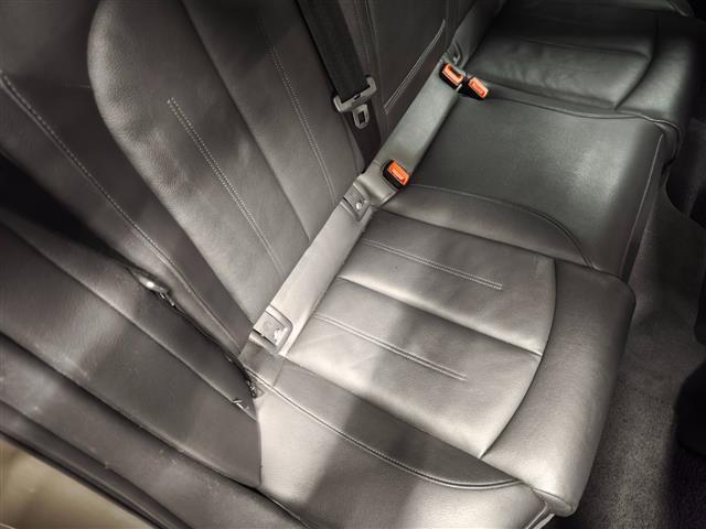 ���̒m�����������R�[�f�B�l�[�^�[���A���q�l�ɂ҂�����̂��Ԃ�����Ă������Ă��������܂��B���C�y�ɂ�������肭�������܂��B