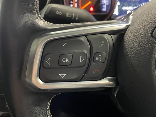 ジープ・ラングラーアンリミテッド サハラ　禁煙車　ＡｐｐｌｅｃａｒＰｌａｙ　ａｎｄｒｏｉｄｏＡｕｔｏ　ブラックレザーシート　シートヒーター　ステアリングヒーター　純正ドラレコ　ヒルディセントアシスト　スタッドレスタイヤ積み込み（ＡＷなし）（22枚目）