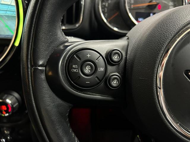 ＭＩＮＩ クーパーＤ　クロスオーバー　インテリジェントセーフティー　ＡＣＣ　禁煙車パワーバックドア　純正ＨＤＤナビ　ＢＴ／ＵＳＢ／ＡＵＸ　ＬＥＤヘッドライト　バックカメラ　　電動リアゲート　純正フロアマット　ＥＴＣ２．０　衝突軽減ブレーキ（28枚目）