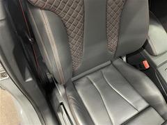 ＬＩＢＥＲＡＬＡは、輸入車選びの新たなスタイルを提案するインポート・セレクト・ブランドです。オーナー様となる方がクルマから直接感じる感性を第一にした、最良の一台との出会いをコーディネートいたします。 3