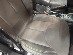 �̣ɣ£ţң��̣��ϡ�͢�������Ӥο����ʥ����������Ƥ��륤��ݡ��ȡ����쥯�ȡ��֥��ɤǤ��������ʡ��ͤȤʤ���������ޤ���ľ�ܴ����봶�������ˤ��������ɤΰ���Ȥνв񤤤򥳡��ǥ��͡��Ȥ������ޤ��� 3