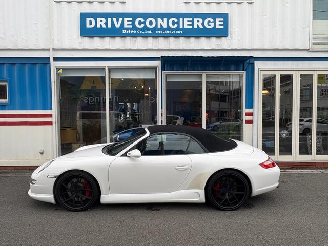 ９１１ ９１１カレラＳ　カブリオレ　電動オープン　シートヒーター　ブラウン革内装　ＰＵＲ鍛造アルミホイール　社外マフラー（7枚目）