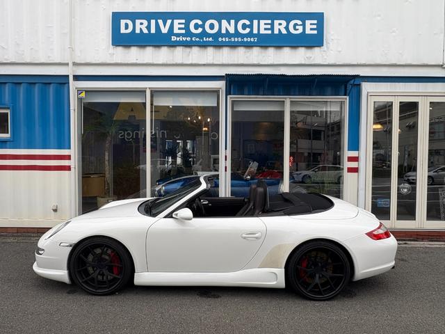 ９１１ ９１１カレラＳ　カブリオレ　電動オープン　シートヒーター　ブラウン革内装　ＰＵＲ鍛造アルミホイール　社外マフラー（8枚目）