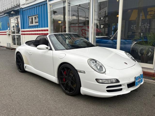 ９１１ ９１１カレラＳ　カブリオレ　電動オープン　シートヒーター　ブラウン革内装　ＰＵＲ鍛造アルミホイール　社外マフラー（10枚目）