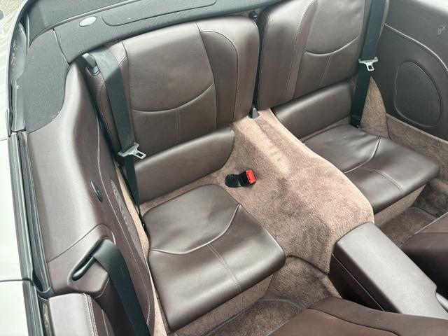 ９１１ ９１１カレラＳ　カブリオレ　電動オープン　シートヒーター　ブラウン革内装　ＰＵＲ鍛造アルミホイール　社外マフラー（35枚目）
