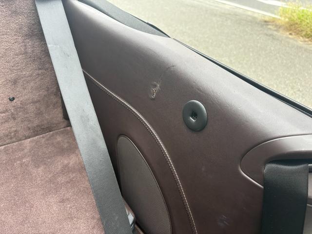 ９１１ ９１１カレラＳ　カブリオレ　電動オープン　シートヒーター　ブラウン革内装　ＰＵＲ鍛造アルミホイール　社外マフラー（42枚目）