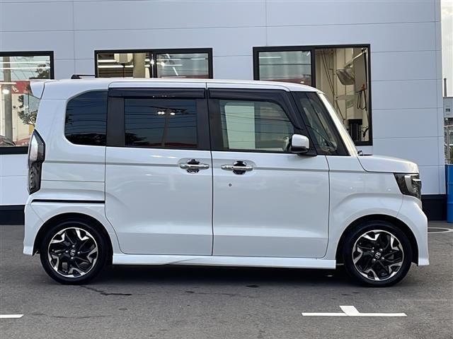 G・Lターボホンダセンシング 社外ナビ バックカメラ パドルシフト CD DVD フルセグ BT 両側パワスラ クルコン ビルトインETC LEDオートヘッドライト 革調シートカバー 後席ロールサンシェード スマートキー(4枚目)