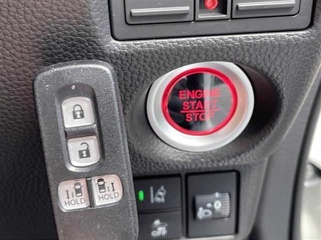 L コーディネートスタイル 登録済未使用車 ホンダセンシング バックカメラ アダプティブクルーズコントロール 両側電動スライドドア プラズマクラスターAAC リアコーナーセンサー レザーシート 衝突軽減自動ブレーキ ステリモ(2枚目)
